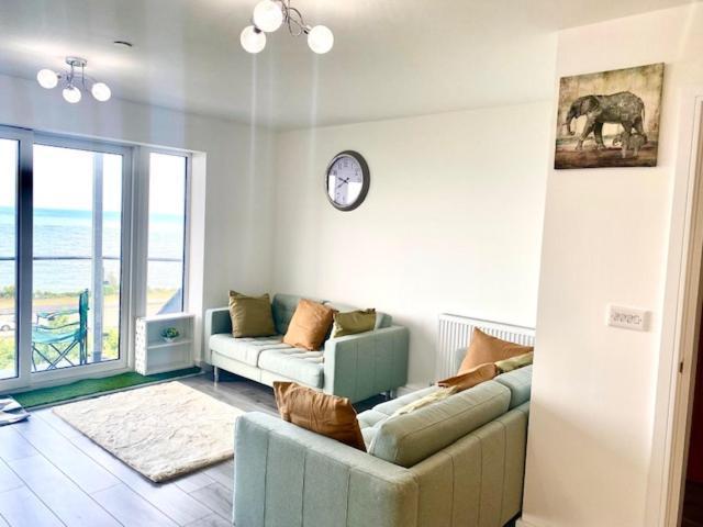 Lovely New 2 Bedroom Condo With Stunning Seaviews Penmaenmawr Экстерьер фото