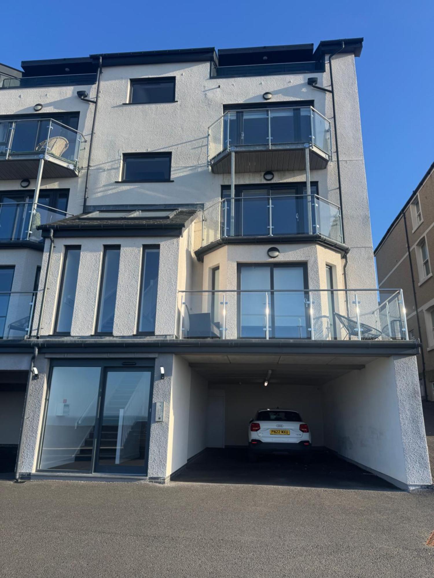 Lovely New 2 Bedroom Condo With Stunning Seaviews Penmaenmawr Экстерьер фото