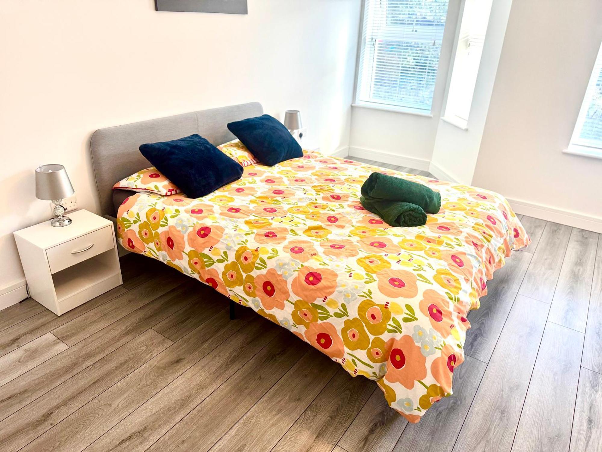 Lovely New 2 Bedroom Condo With Stunning Seaviews Penmaenmawr Экстерьер фото