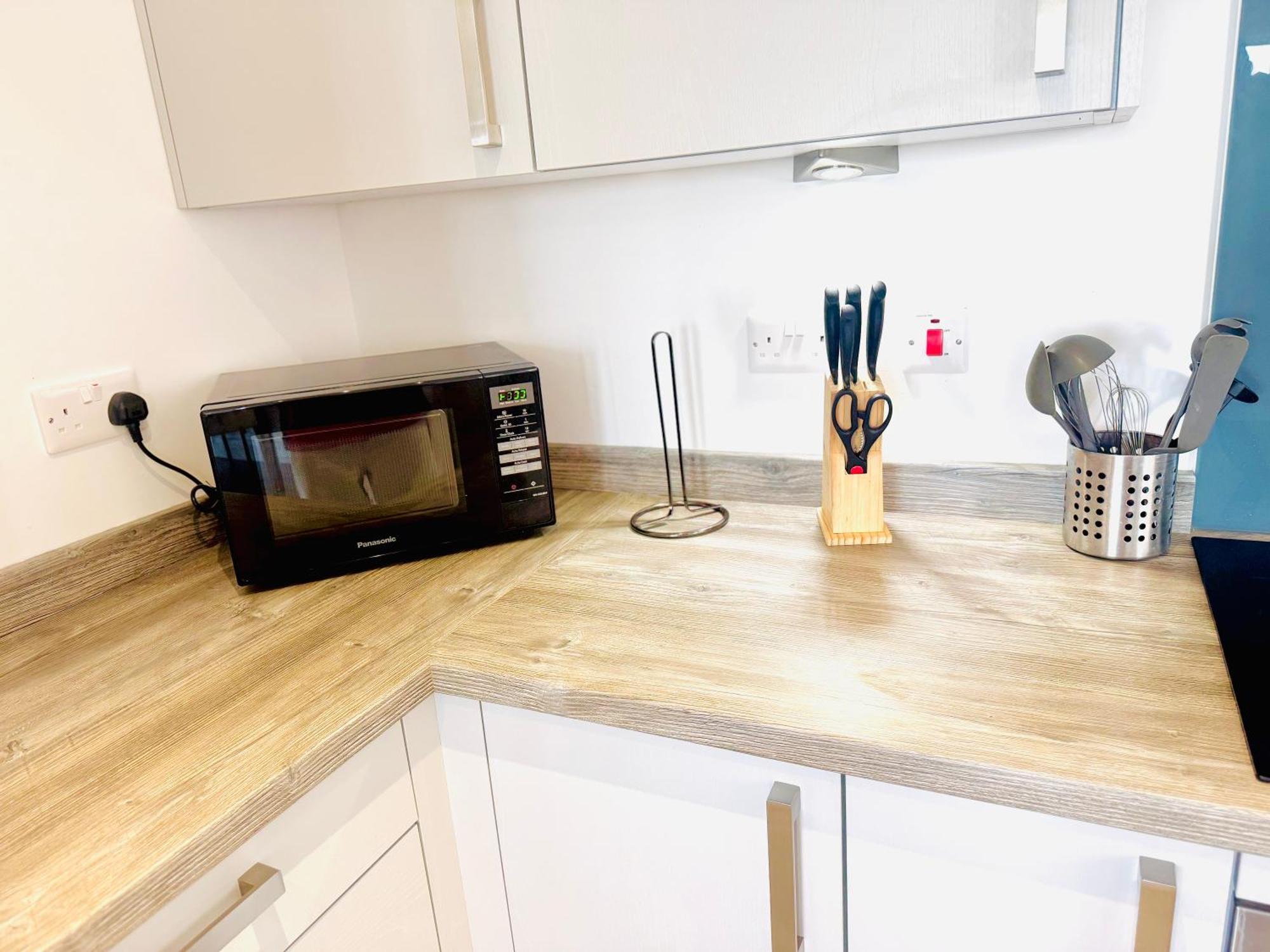 Lovely New 2 Bedroom Condo With Stunning Seaviews Penmaenmawr Экстерьер фото